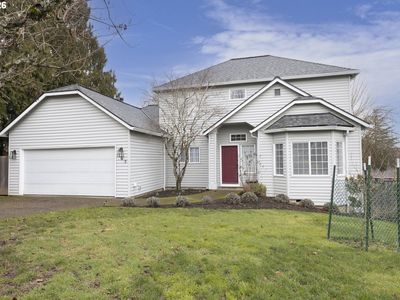 165 NW Peach St, Dundee, OR, 97115