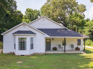 77 Laneview Concord Rd, Trenton, TN 38382