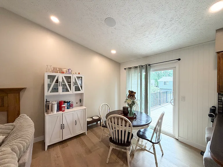 727 W Leon Dr — Photo 14