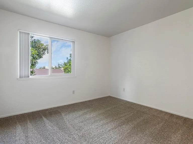 2 Bedroom 2 Bath Custom Upstairs