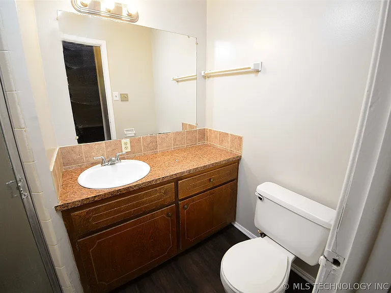 4713 S Fulton Pl — Photo 15