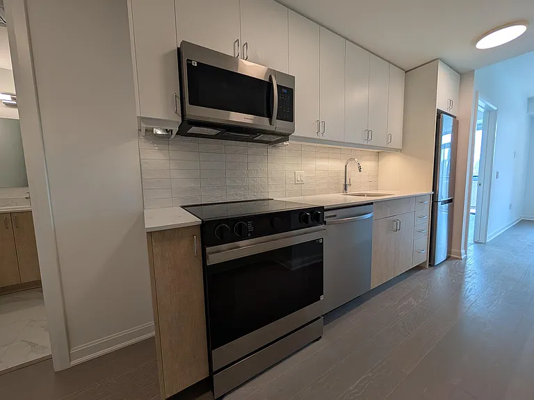 223 Princess St #301 — Photo 3