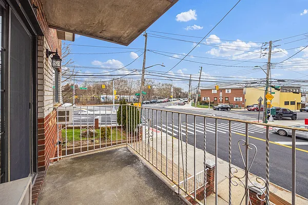 Rented by EXP Realty | media 28