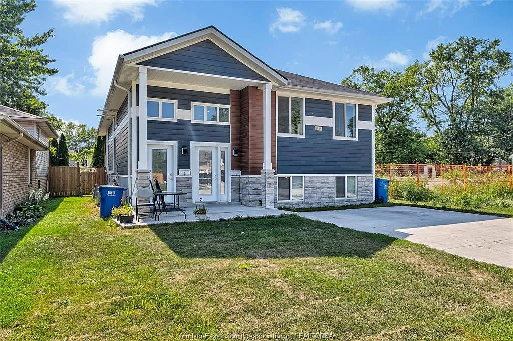3 bed, $2,350 — Photo 1