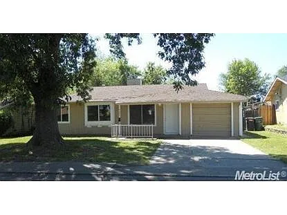 4204 Sloan Dr photo 1