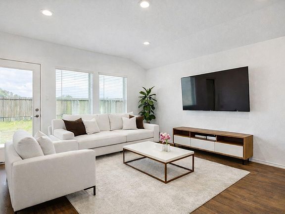 3rd image of 14127 Sandy Pines Ct