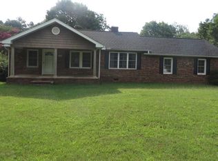 6000 Apple Wyrick Rd, Gibsonville, NC 27249