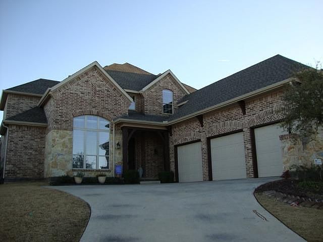 1st image of 8225 Victoria Ln