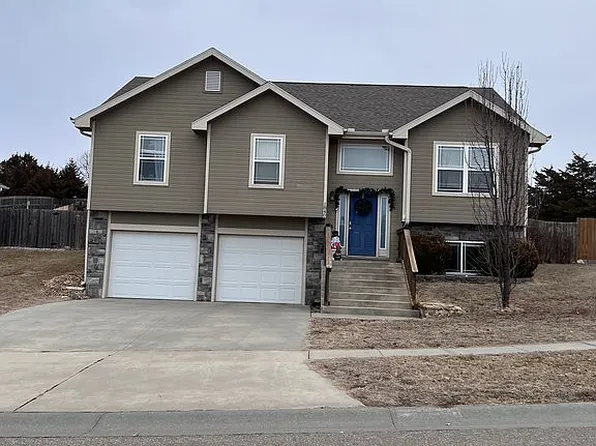 1840 Katie Rose Trl, Junction City, KS 66441