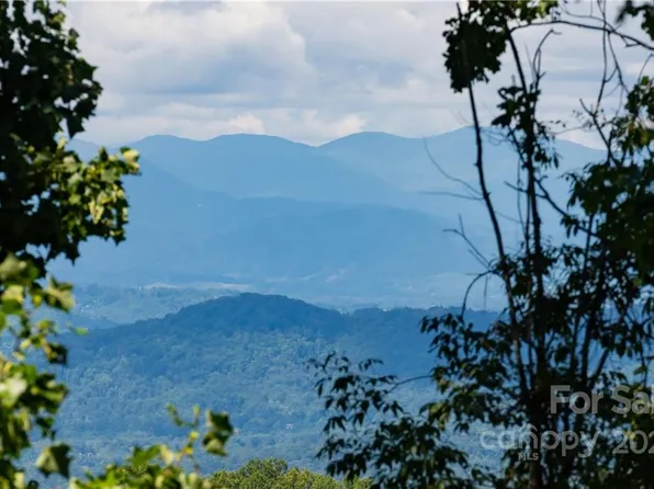 1043 Moss Creek Ln #69, Swannanoa, NC 28778