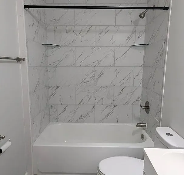 907 Bennett St — Photo 22