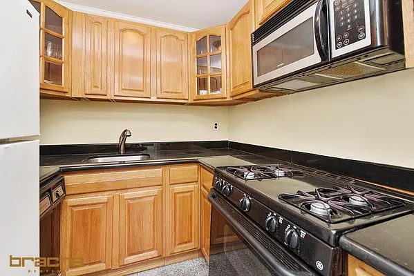 Rented by Keller Williams NYC | media 12