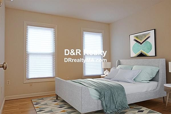 2nd image of 136 Broadway #2