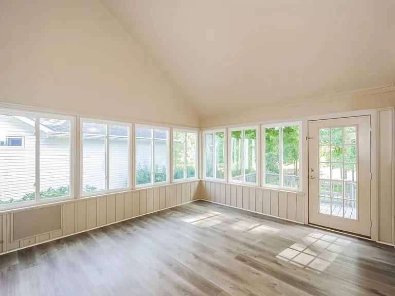 385 Fairway Ct — Photo 11