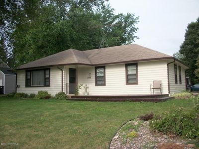 203 4th Ave NW, Dodge Center, MN, 55927