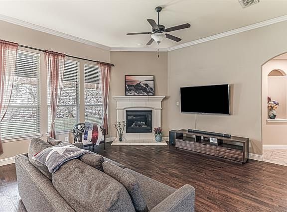 4th image of 14771 Oriental Dr