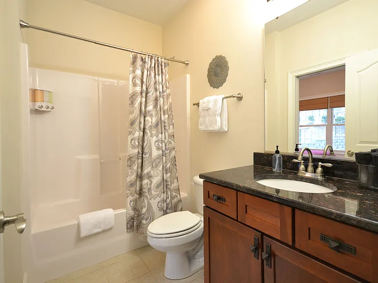35 Winter Hawk Dr — Photo 10
