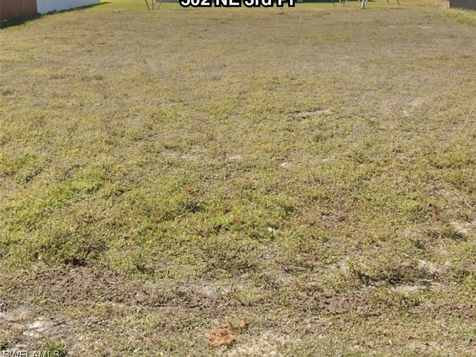 1st image of 502 NE 3rd Pl