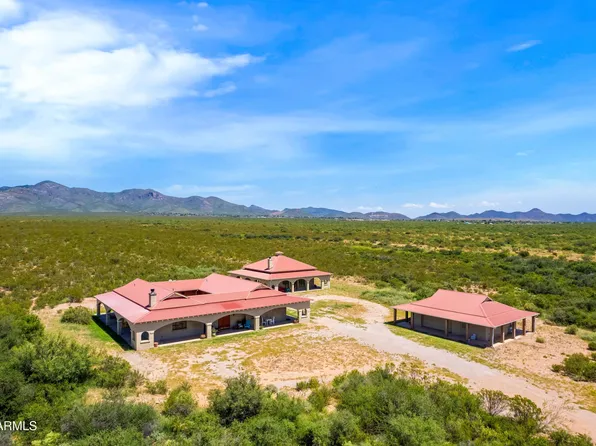 2076 W Tierra Contenta Trail, Bisbee, AZ 85603