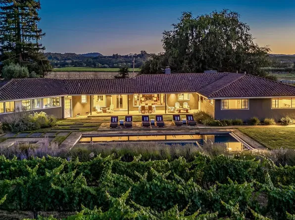 7616 Highway 128, Healdsburg, CA 95448
