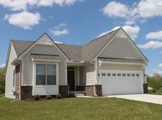 8343 Stamford Rd, Ypsilanti, MI 48198