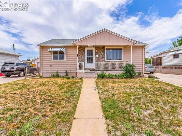 2420 Dahlia Ln, Pueblo, CO 81004