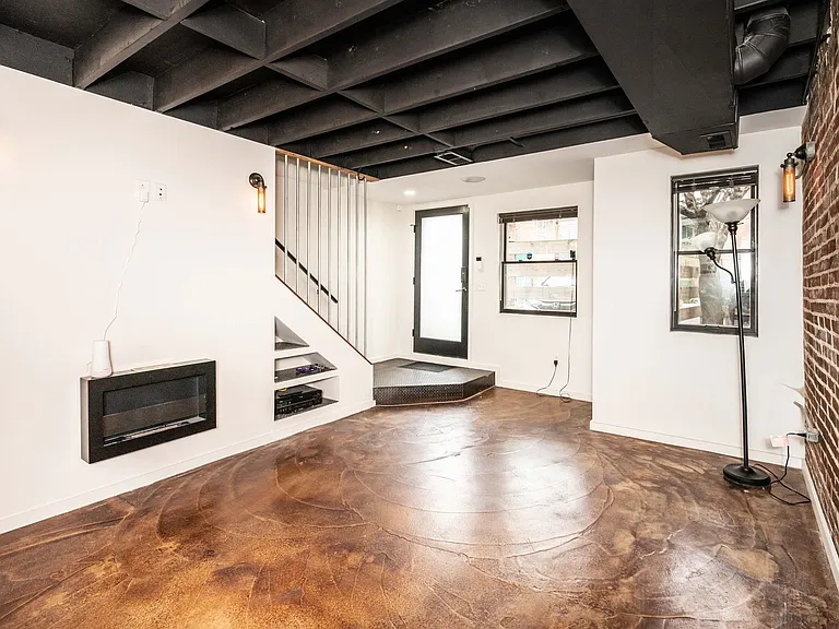 811 T St NW — Photo 41