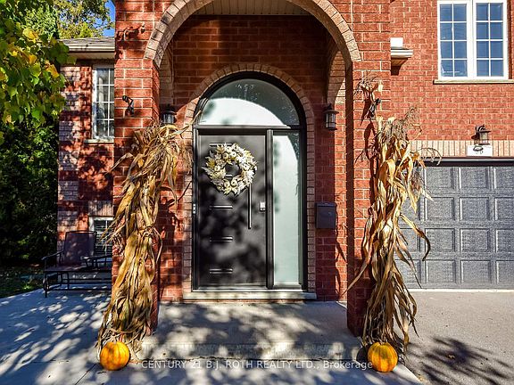 3rd image of 56 Monique Cres