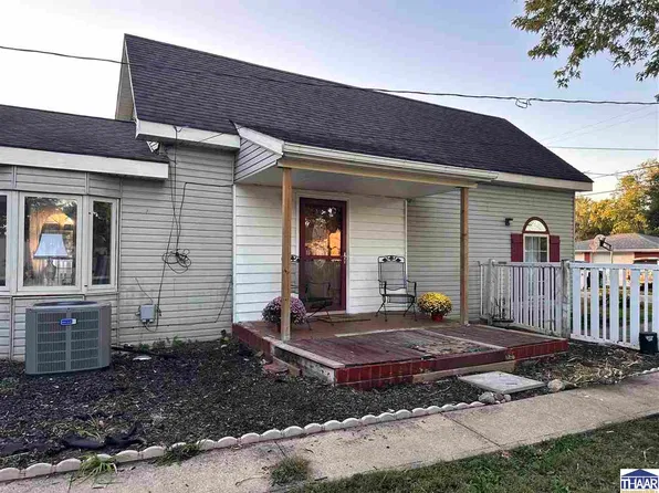 51 E Vine St, Rosedale, IN 47874