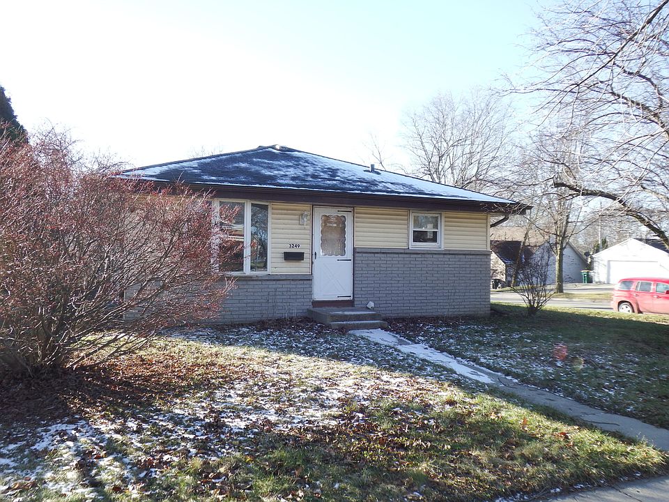 1st image of 3249 E Henry Ave