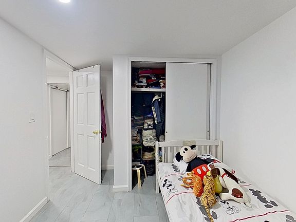 3rd image of 8622 15th Ave Floor 1