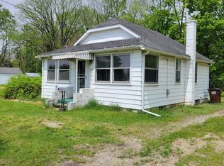 1614 Mooreville Rd, Milan, MI 48160