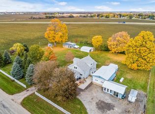 7806 E Chrysler Dr, Belvidere, IL 61008