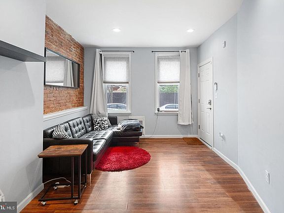 3rd image of 1003 S 13th St