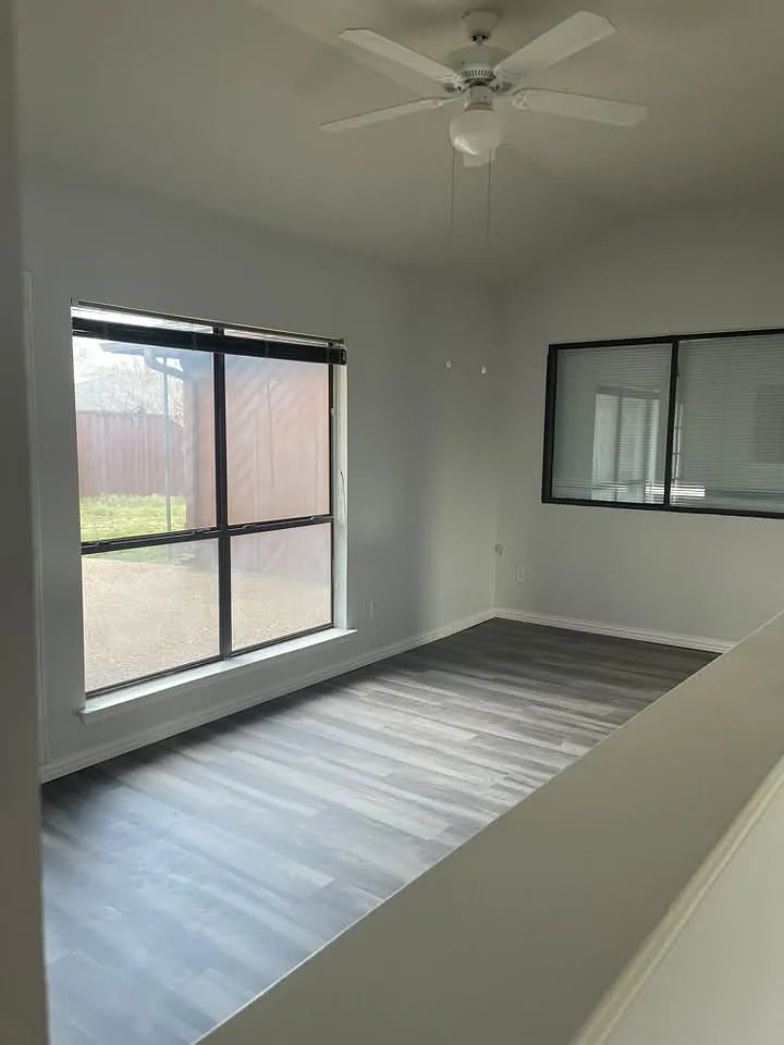 3 bed, 1741 sqft, $2,300 — Photo 4