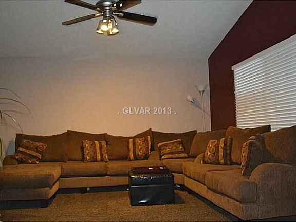 3rd image of 7162 W Hedgemaple Ct