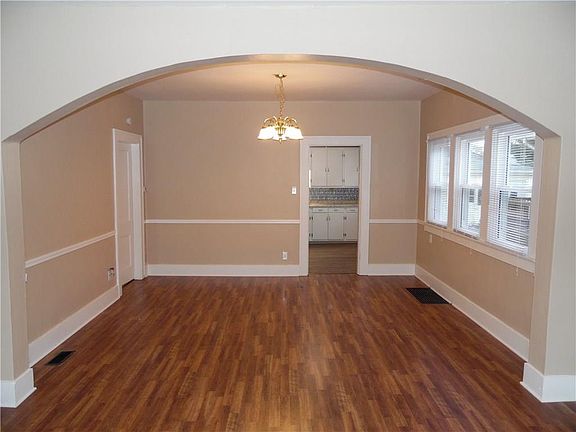3rd image of 130 3rd St