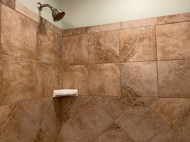 472 Manley Dr — Photo 16