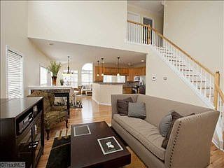 4th image of 3210 Cherrydale Dr