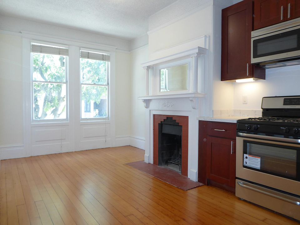 1st image of 2539 Polk St APT 1