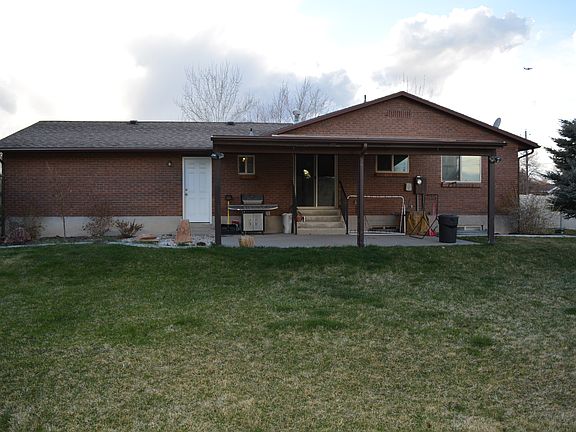 5th image of 6213 S Clara Dr