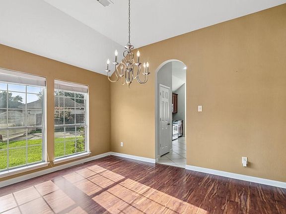 5th image of 12515 Mellville Drive
