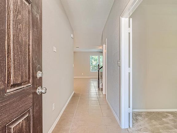2nd image of 13927 Laurel Br