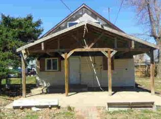 306 Park Ave, Gillespie, IL 62033