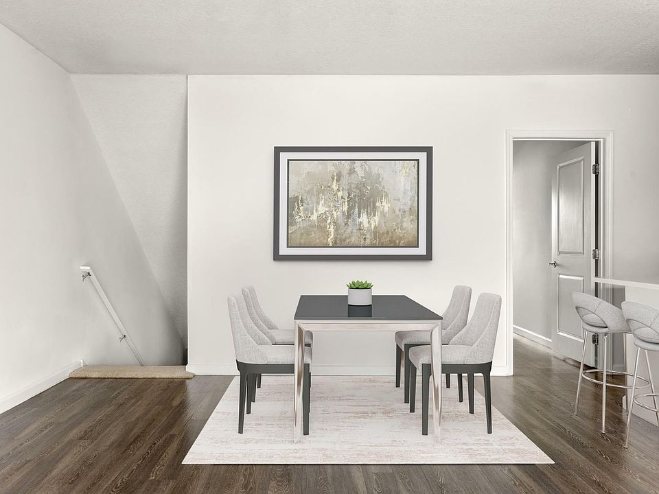 Horizon Wiregrass Ranch - Dining Area