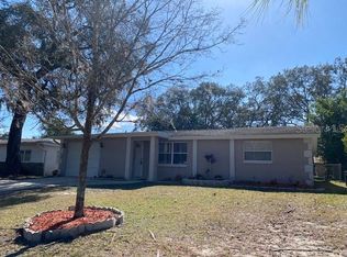 5538 Front Dr, Holiday, FL 34690