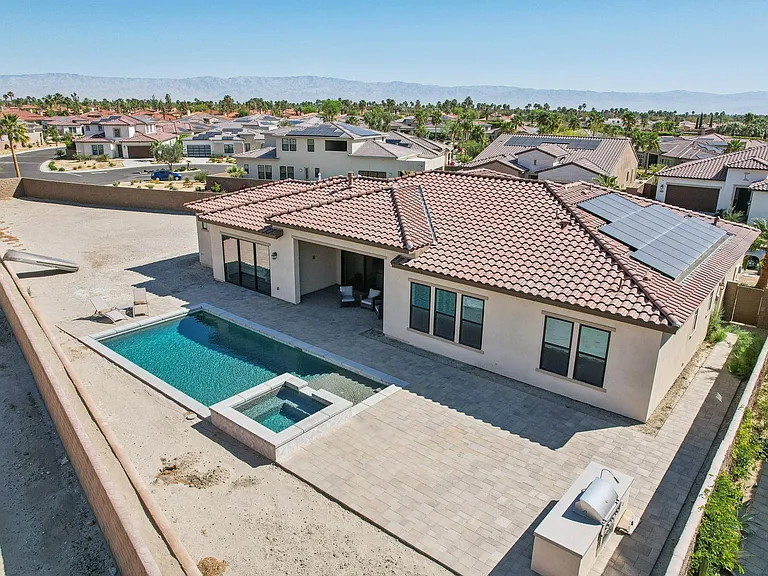 57825 Stone Creek Trl W — Photo 20