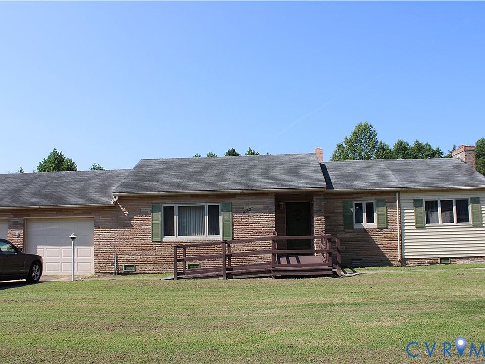1st image of 6221 Sturgeon Point Rd