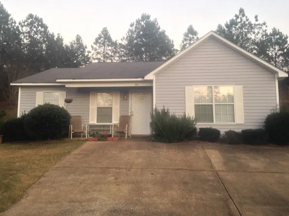1945 Panda Ct, Auburn, AL 36832