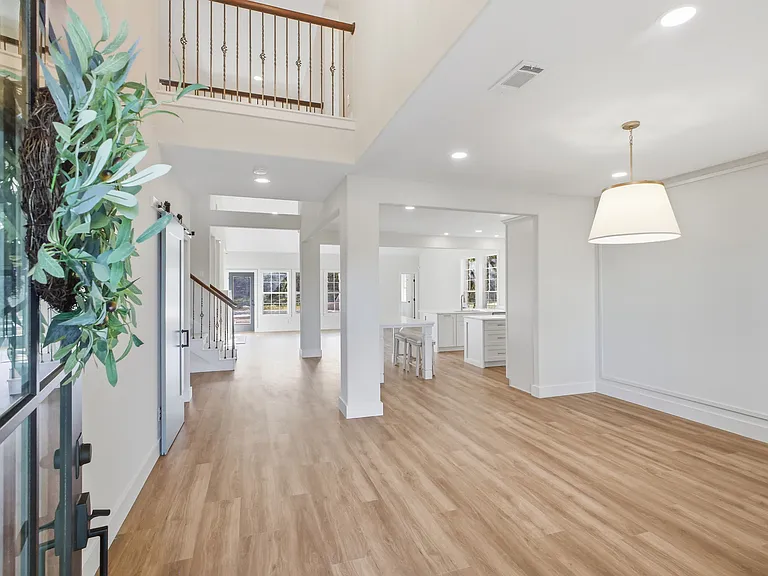 3011 River Way — Photo 7